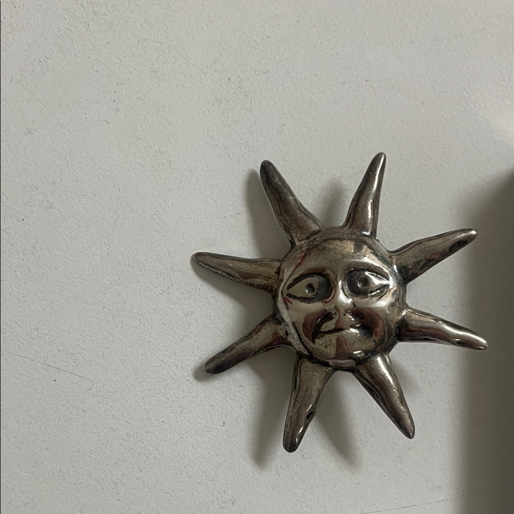 Silver 925 Sun Face Wall Accent - Shiny Metal Starburst